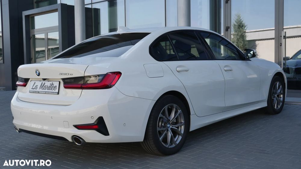 BMW Seria 3 330e Aut. Sport Line - 10