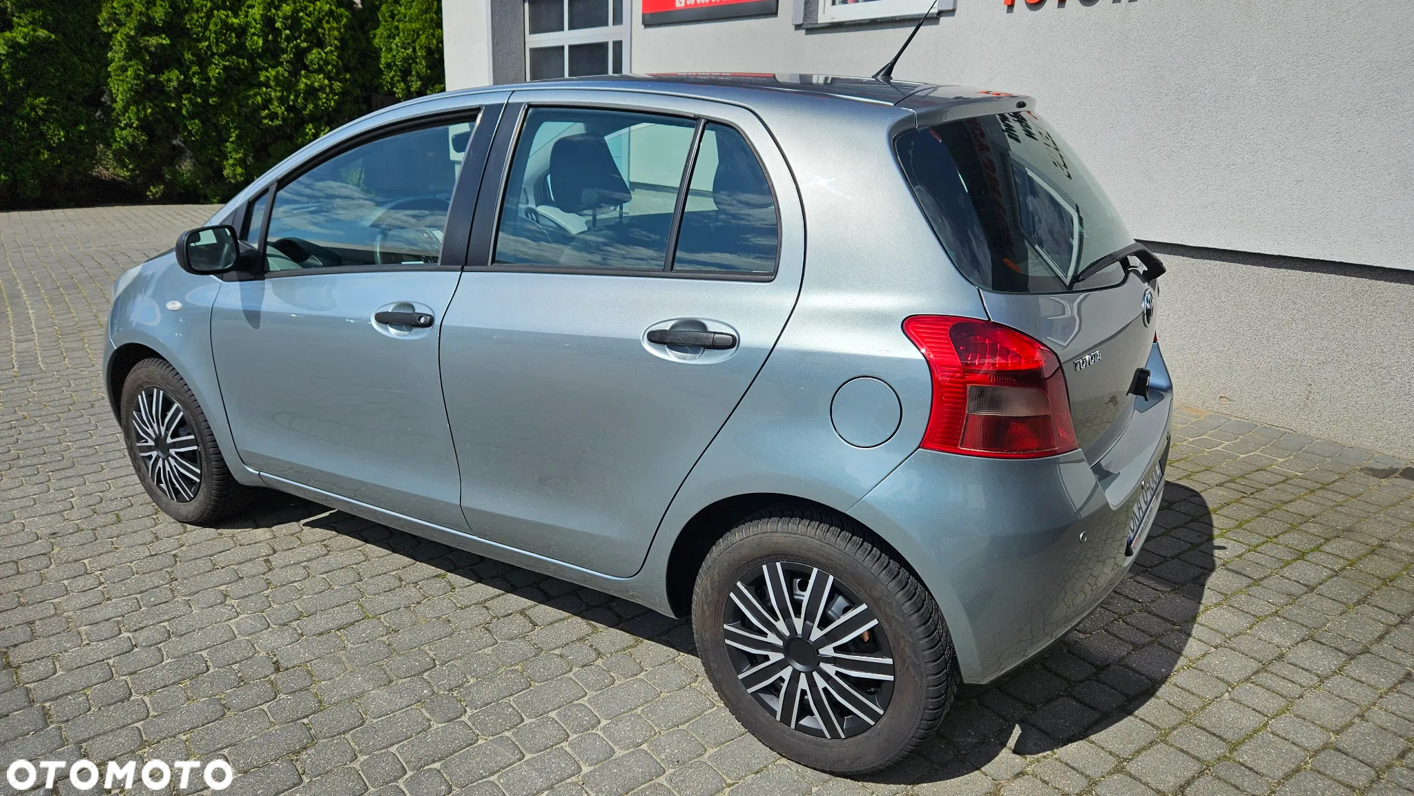 Toyota Yaris 1.3 Luna - 12