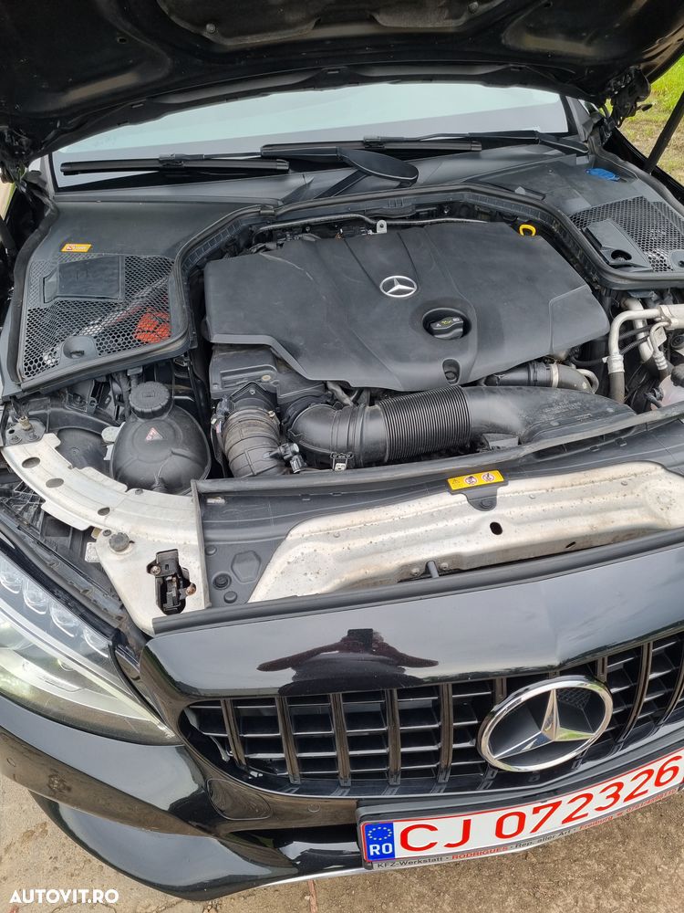 Mercedes-Benz C - 23