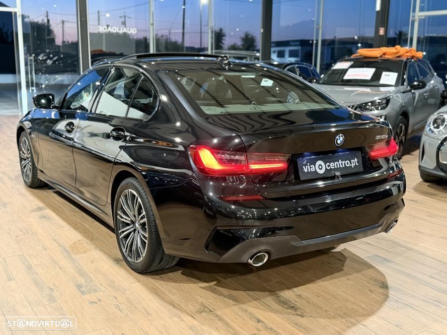 BMW 330 2022 photo 4
