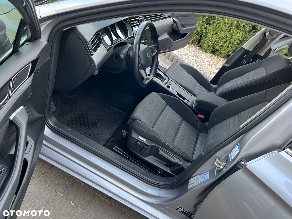 Volkswagen Passat 1.5 TSI EVO Business DSG - 21
