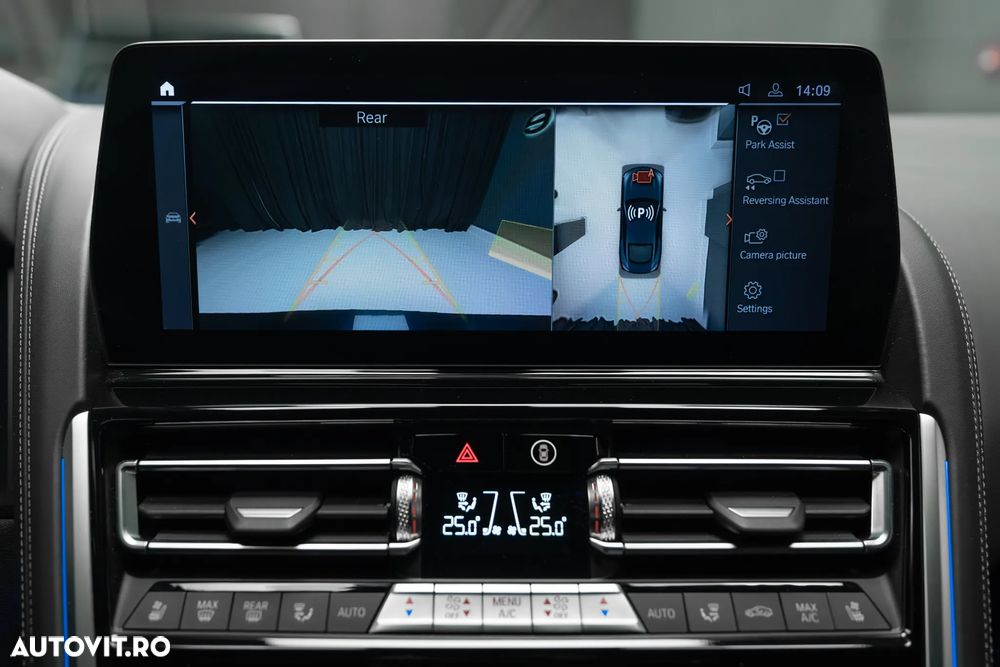 BMW M8 M850i xDrive AT - 36