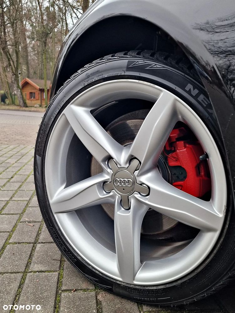 Audi A4 Avant 2.0 TDI ultra S tronic sport - 14