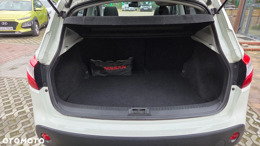 Nissan Qashqai 2.0 dCi 4 x 4 DPF tekna - 7