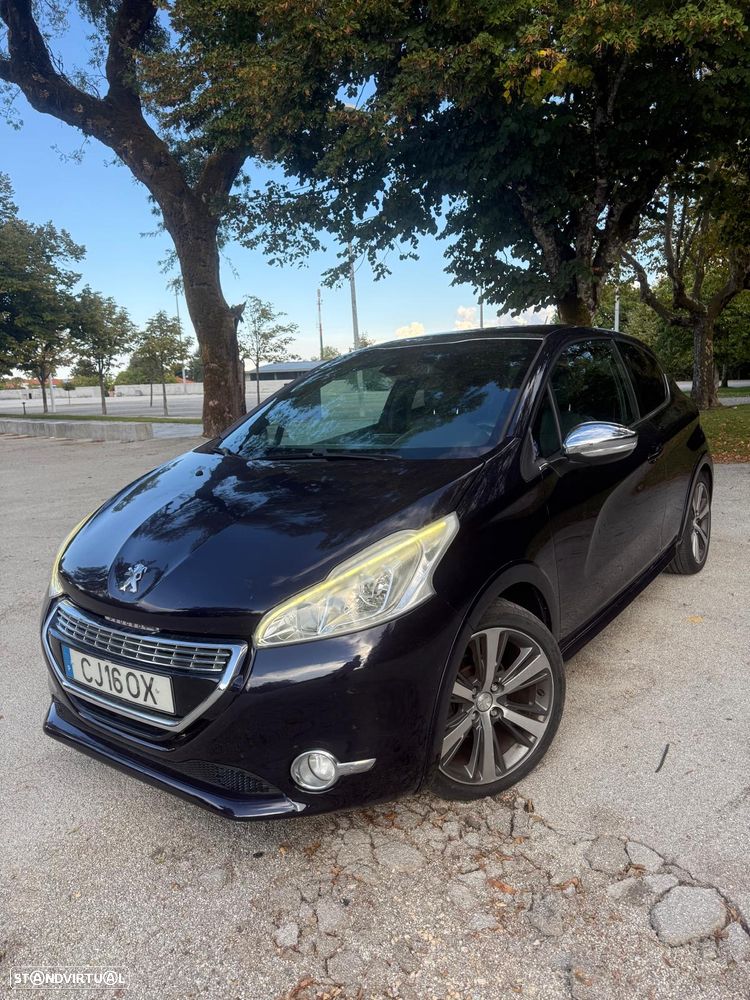 Peugeot 208 - 2