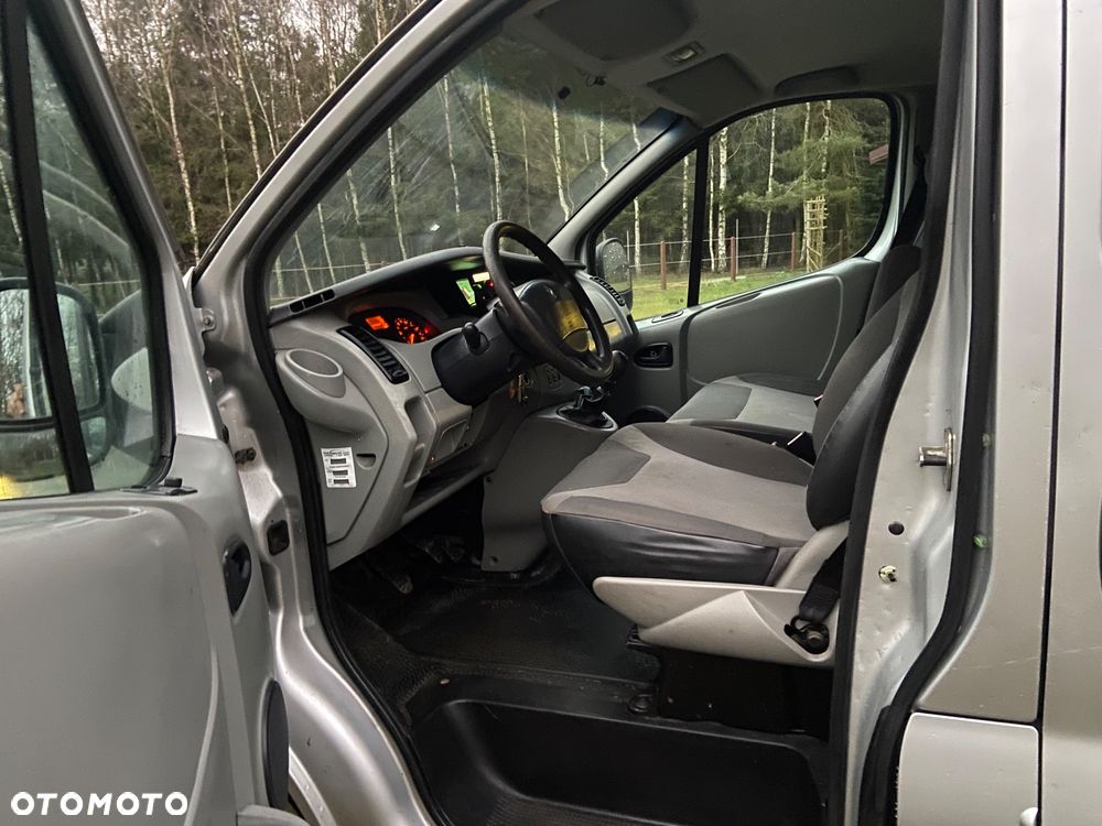Renault TRAFIC - 9