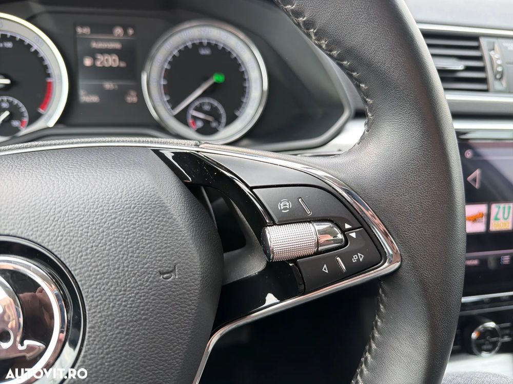 Skoda Superb 2.0 TDI DSG Style - 21