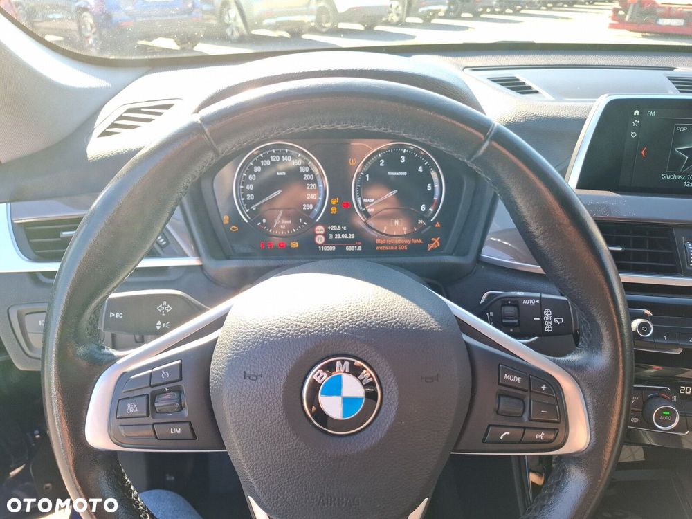 BMW X1 sDrive16d xLine - 17