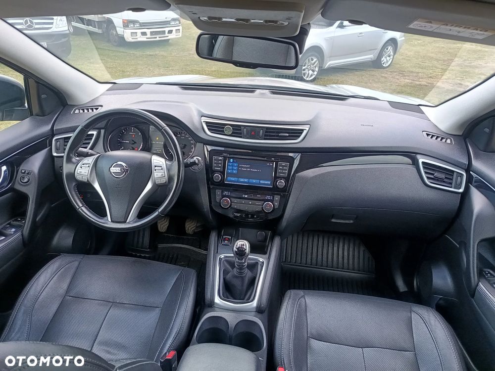 Nissan Qashqai - 10