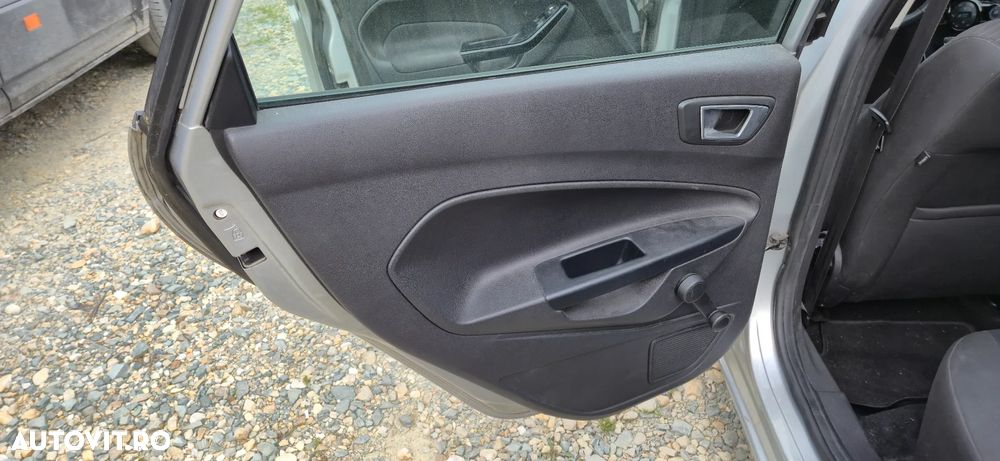 Ford Fiesta 1.0 EcoBoost Start-Stop Titanium - 14