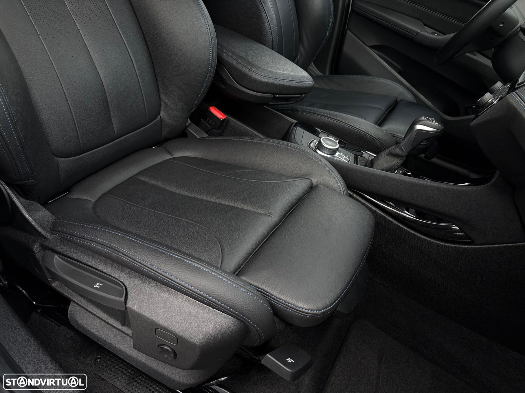 BMW X1 25 e xDrive Pack M - 16