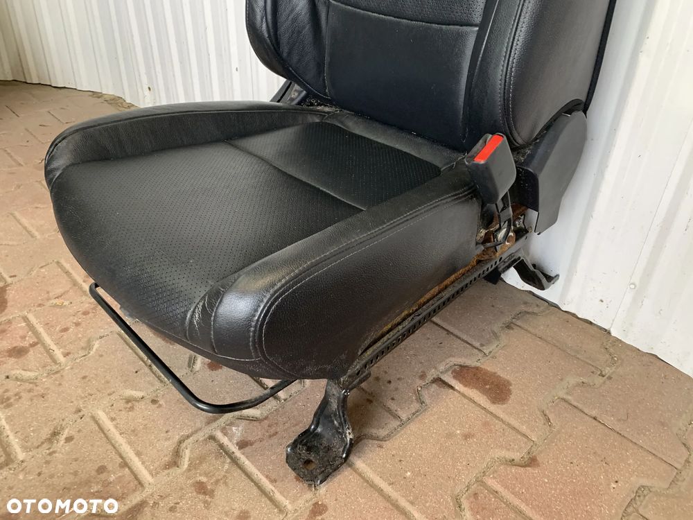 MITSUBISHI OUTLANDER III FOTEL PRAWY PRZÓD PRZEDNI PASAŻER - 6
