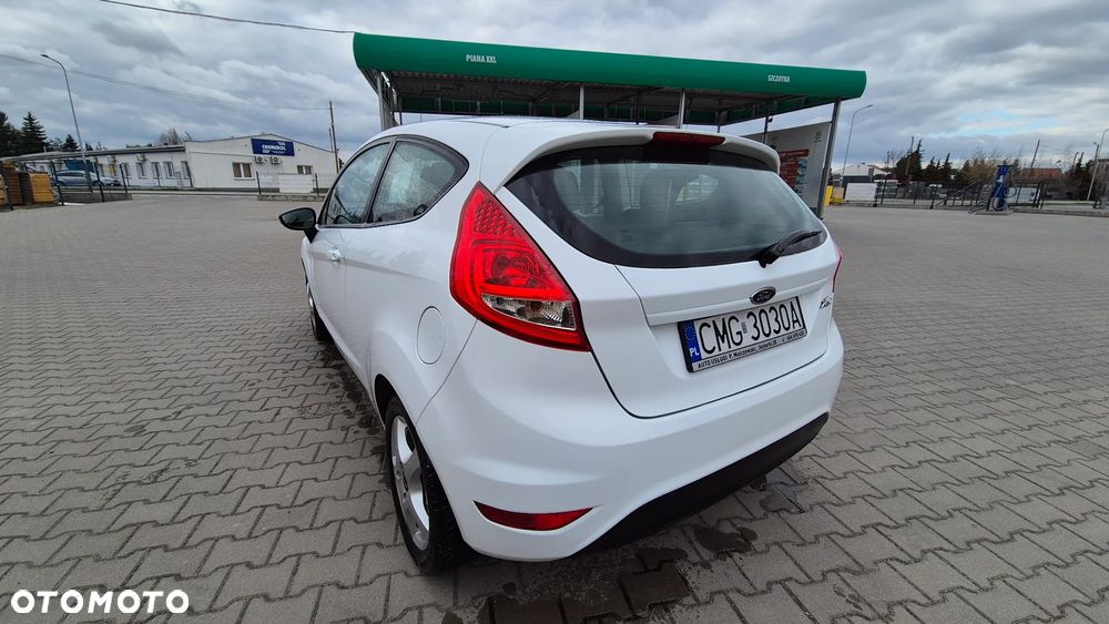 Ford Fiesta 1.25 Trend Edition - 13