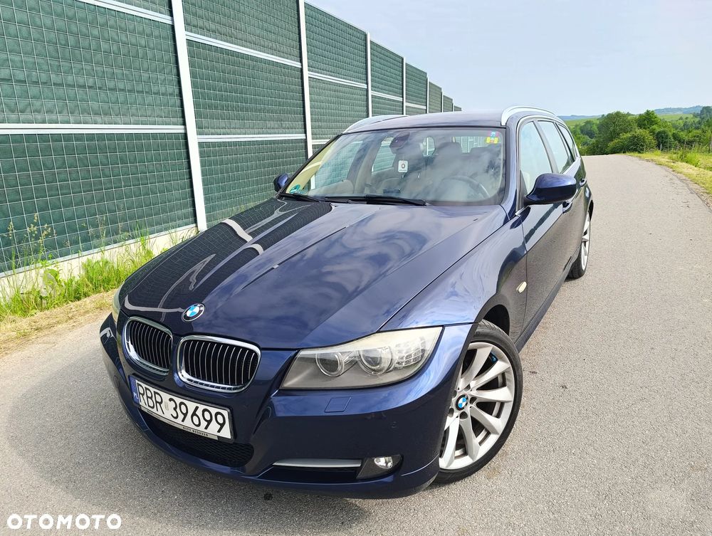 BMW Seria 3 320d xDrive DPF Touring Edition Exclusive - 40