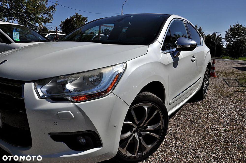 Citroën DS4 HDi 165 SportChic - 4