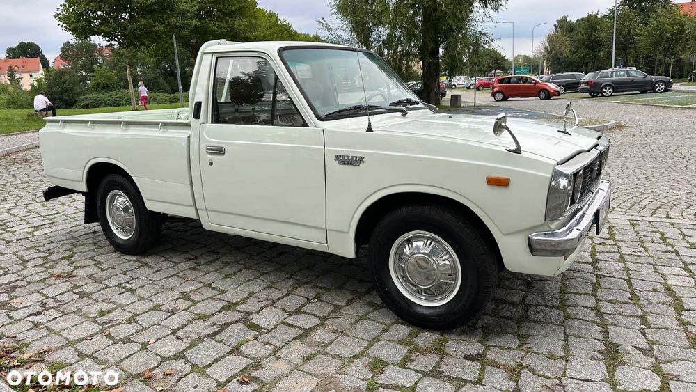 Toyota Hilux - 3