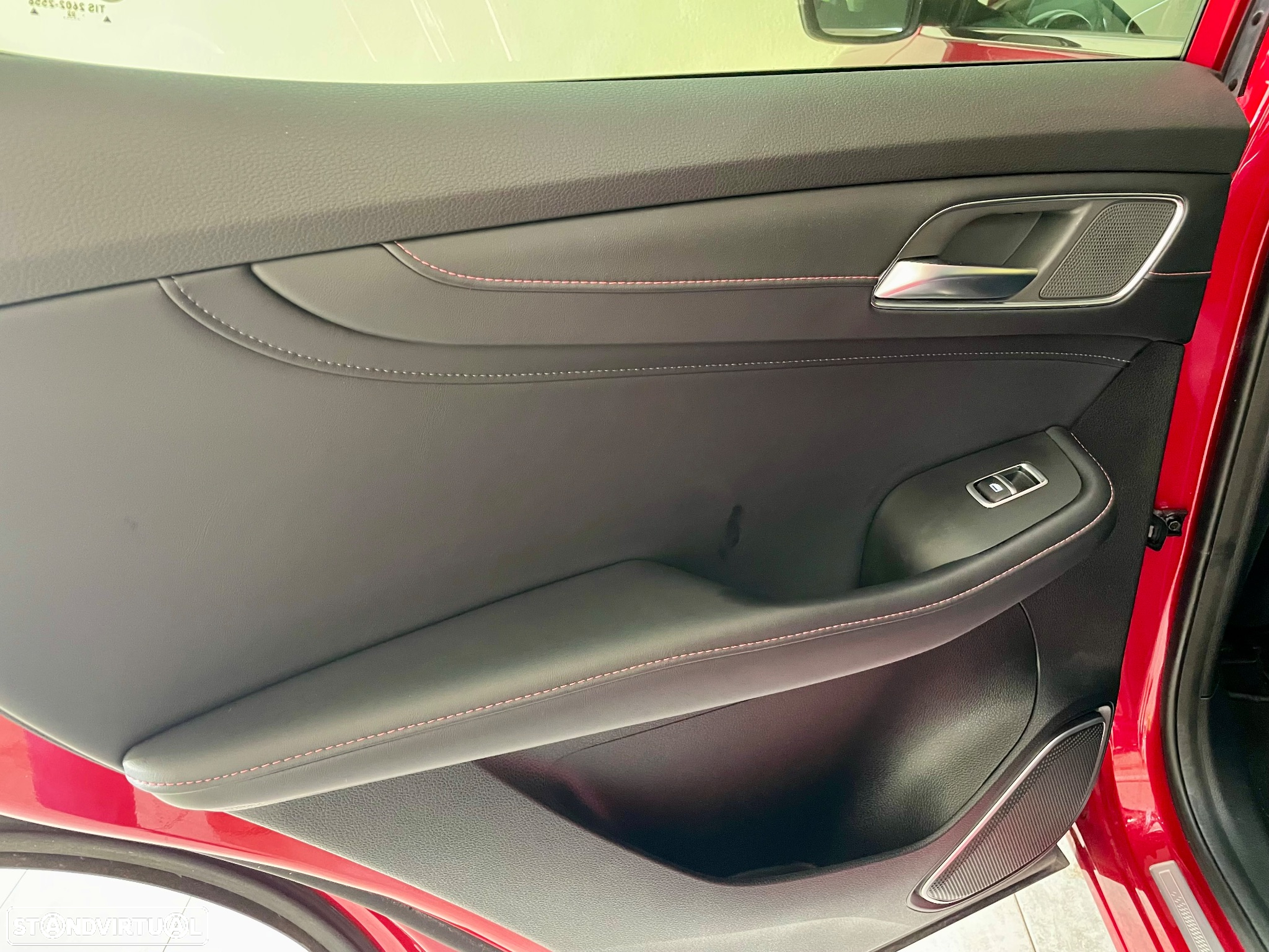 MG EHS 1.5 T-GDI Plug-in Hybrid Comfort - 32