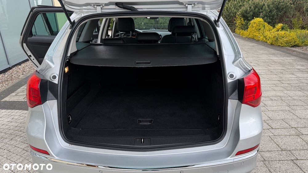 Opel Astra 1.6 CDTI Cosmo - 10