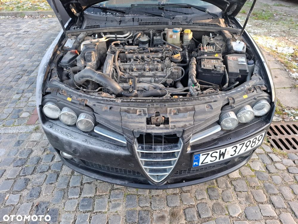 Alfa Romeo 159 1.9JTDM ti - 5