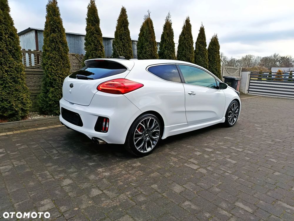 Kia Ceed 1.6 T-GDI GT-Challenge - 15