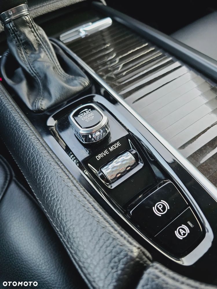 Volvo S90 T6 AWD Geartronic Momentum - 20