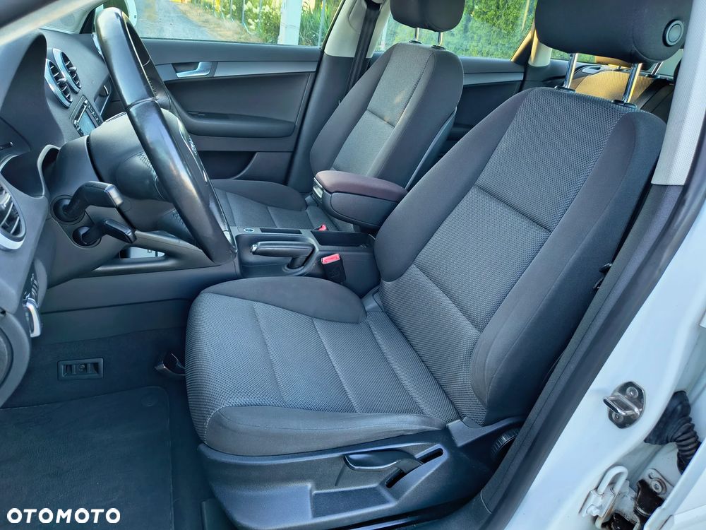 Audi A3 Sportback - 14