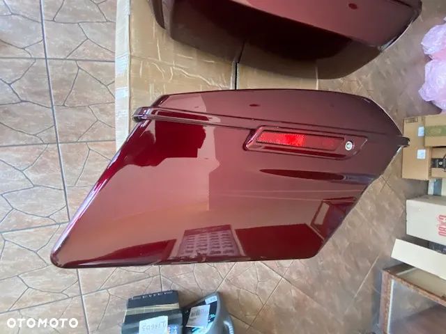 KUFER PRAWY HARLEY TOURING STREET GLIDE ROAD 14- - 8