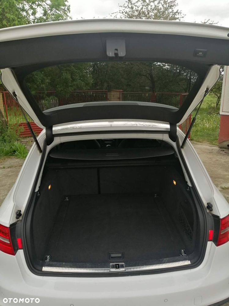 Audi A4 Avant 2.0 TDI DPF clean diesel multitronic S line Sportpaket - 19