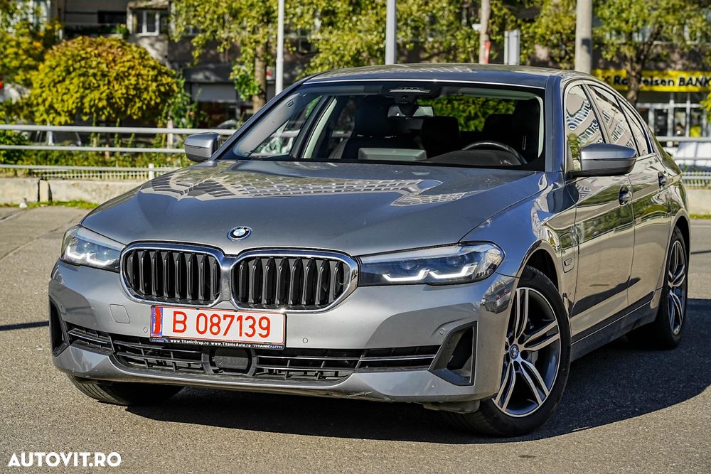 BMW Seria 5 530e xDrive AT PHEV - 16