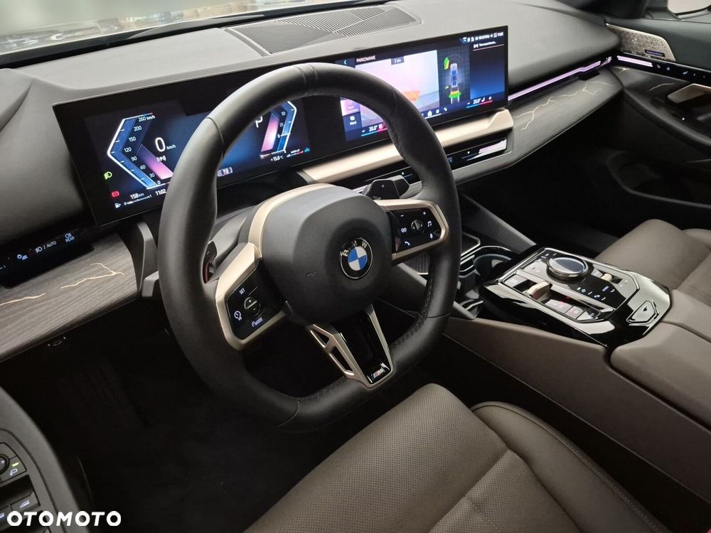 BMW Seria 5 - 11