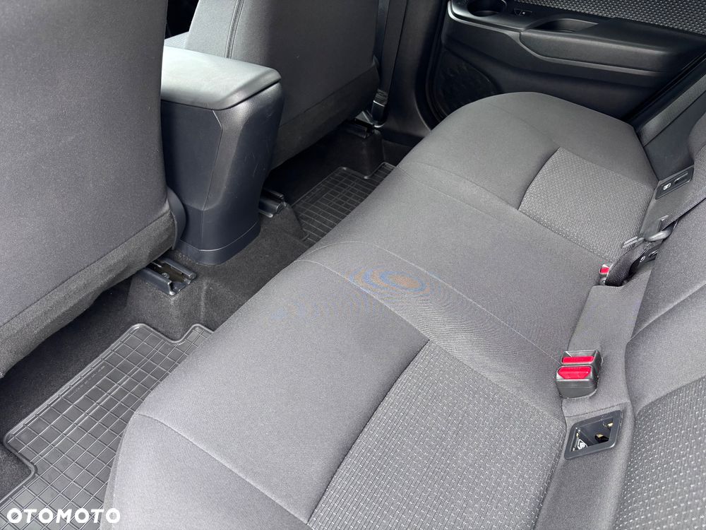 Toyota C-HR Business-Edition - 37