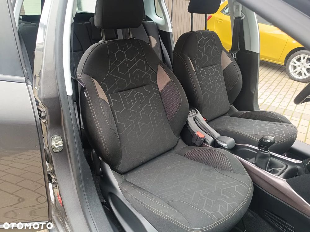 Peugeot 2008 1.2 Pure Tech Active - 16
