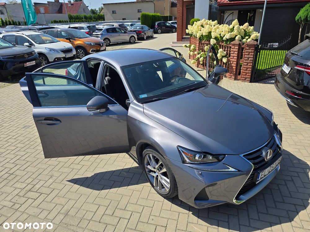 Lexus IS - 35