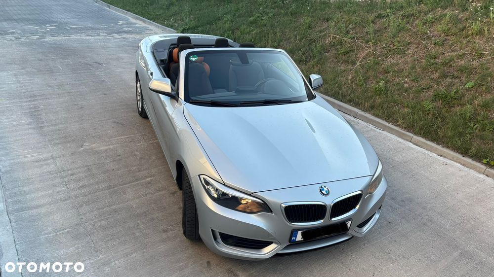 BMW Seria 2 218d - 14