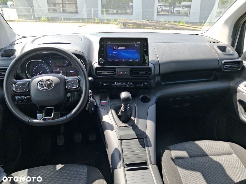Toyota Proace City Verso Long 1.2 D-4T Family - 11