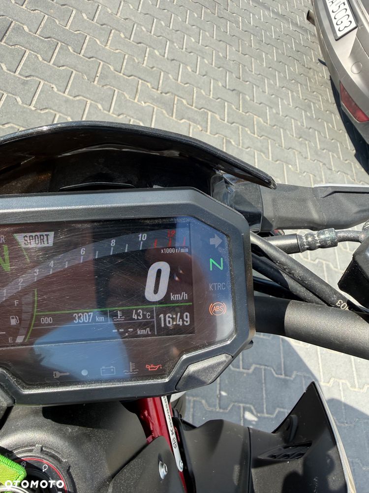 Kawasaki Z 900 - 8