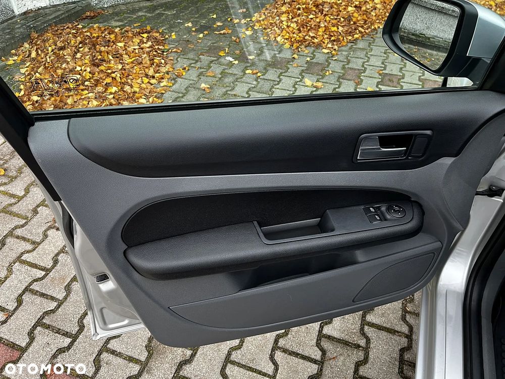 Ford Focus - 9