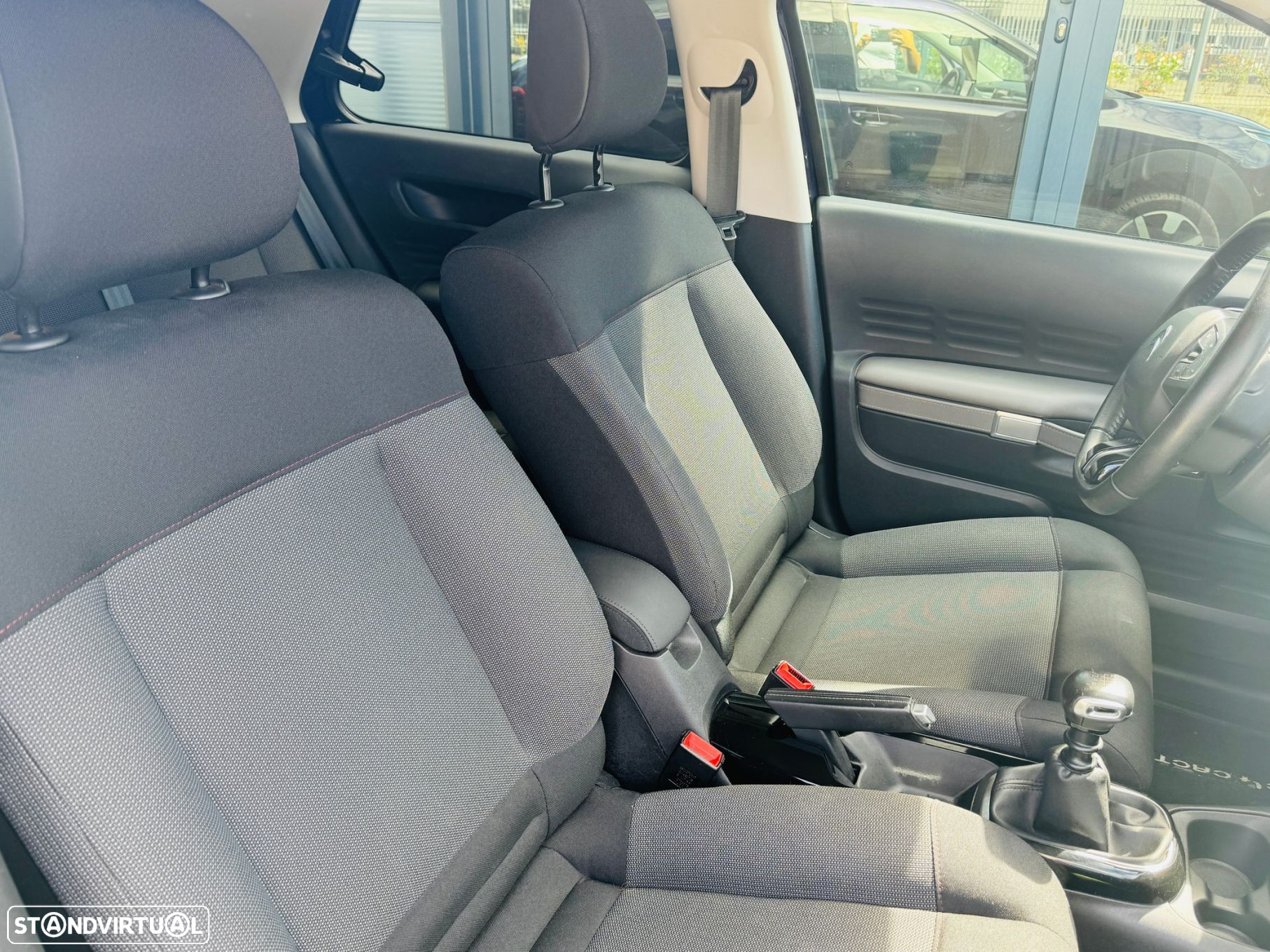 Citroën C4 Cactus - 28