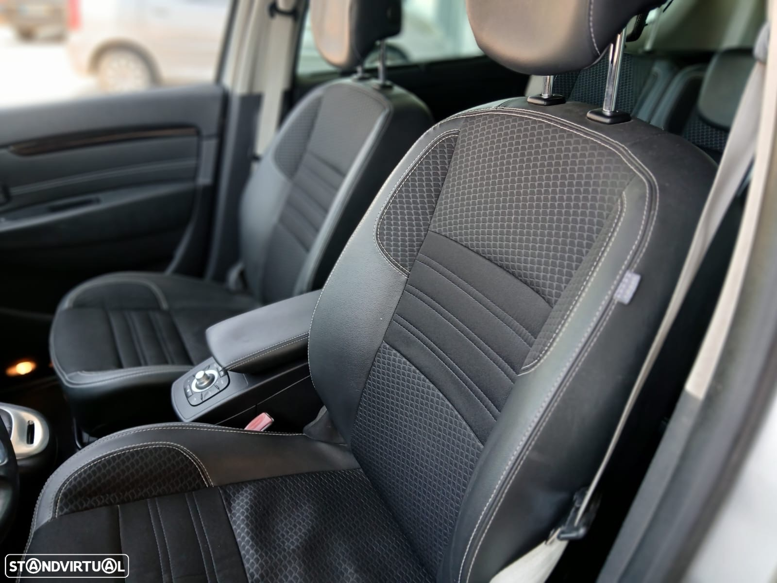 Renault Grand Scénic 1.6 dCi Bose Edition SS - 8