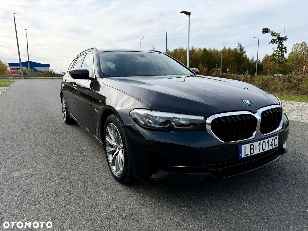 BMW Seria 5 530e Luxury Line - 4