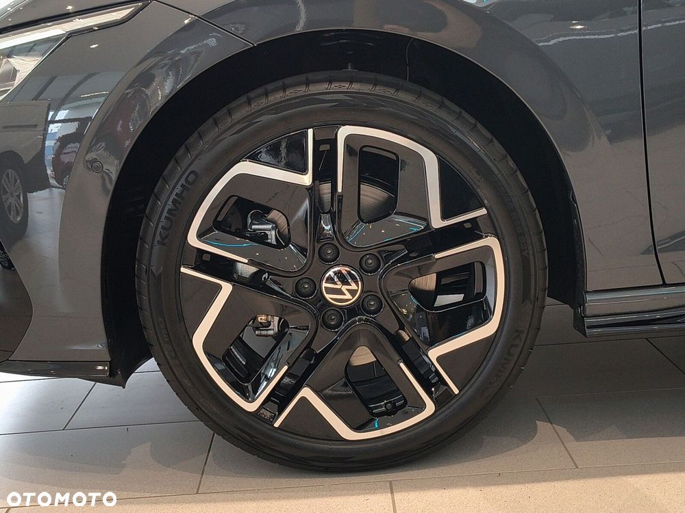 Volkswagen Golf - 13