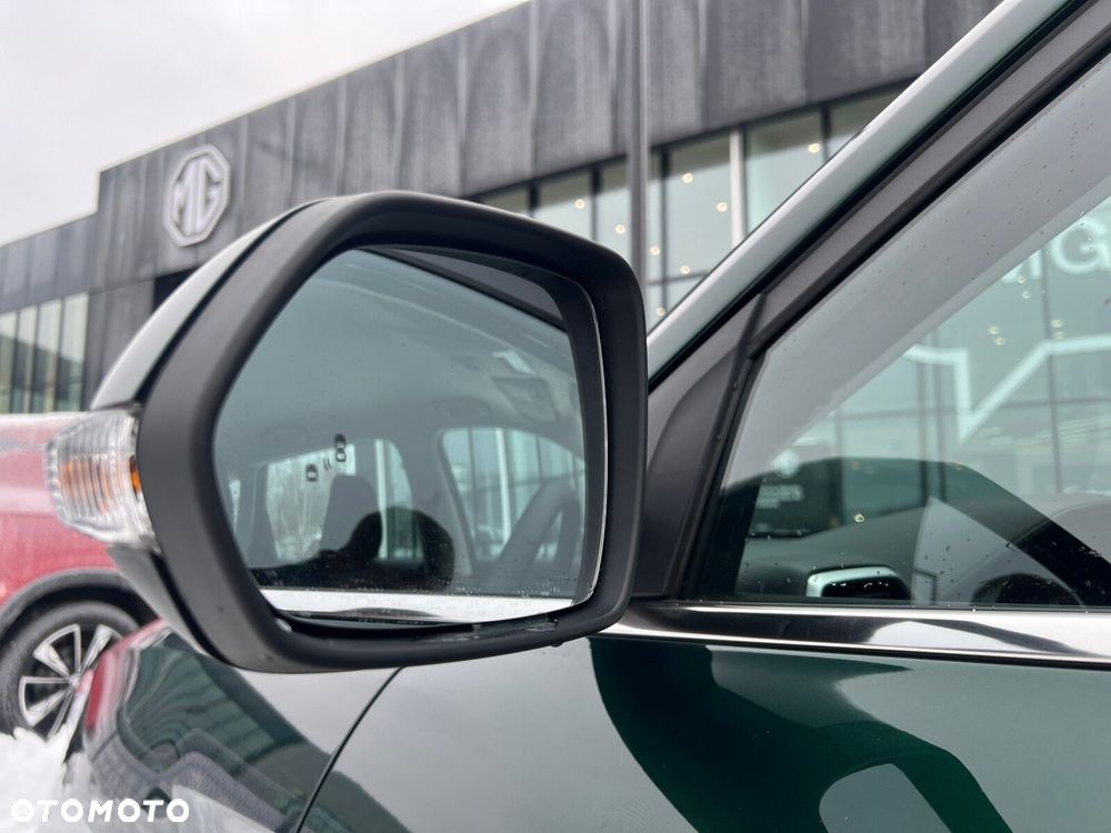 MG ZS Hybrid+ - 29