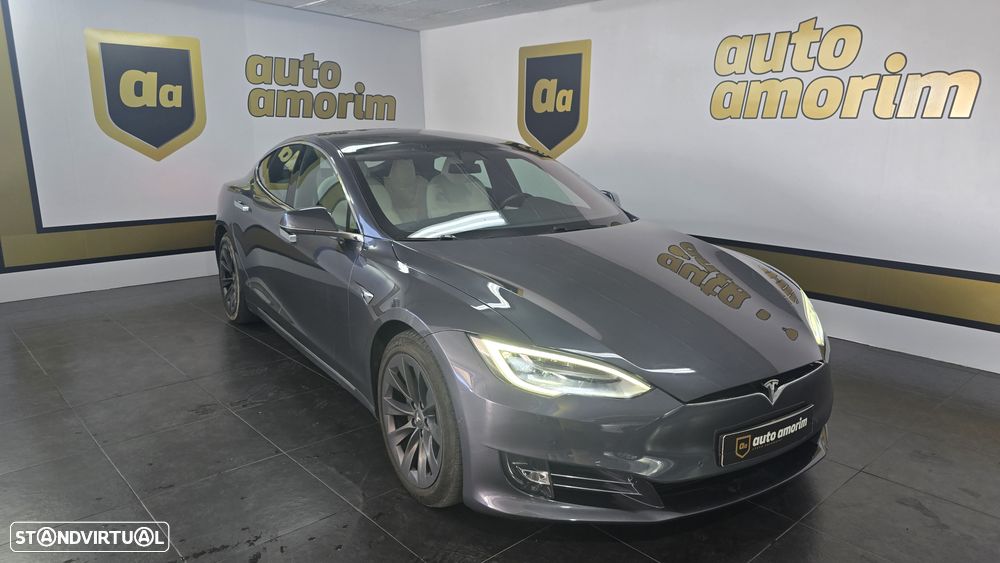 Tesla Model S Long Range - 3