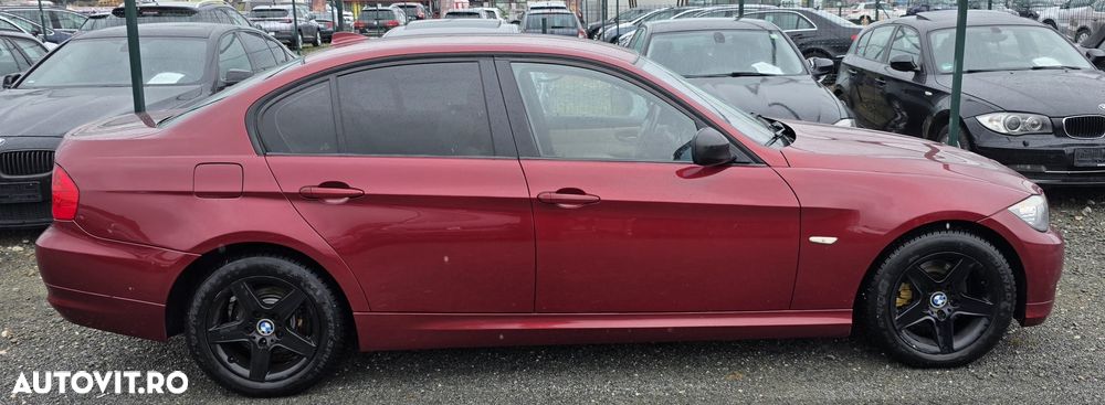 BMW Seria 3 320d EfficientDynamics Edition - 20