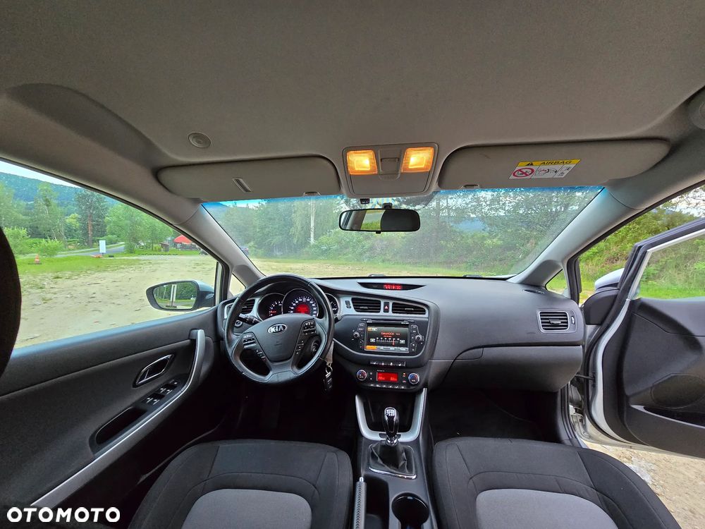Kia Ceed 1.6 CRDi 128 97g Edition 7 - 12