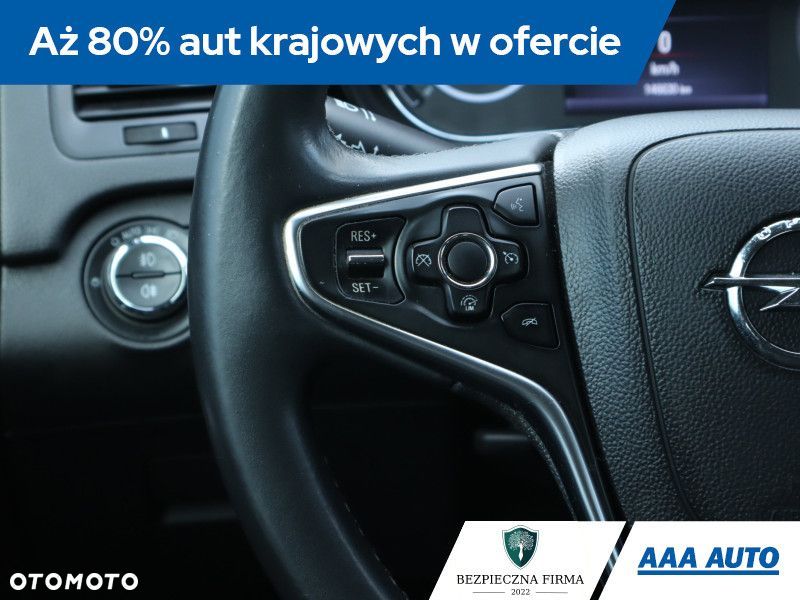 Opel Insignia - 22