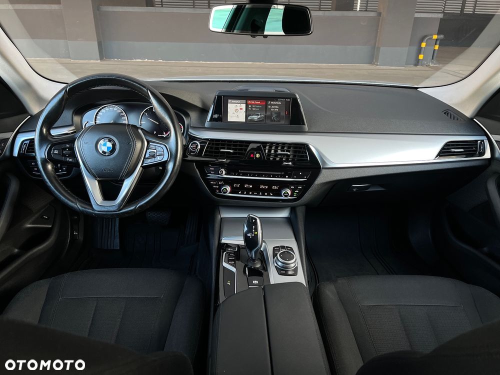 BMW Seria 5 530d xDrive Sport Line - 21