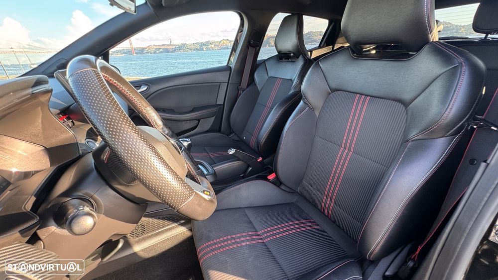 Renault Clio 1.0 TCe RS Line - 28