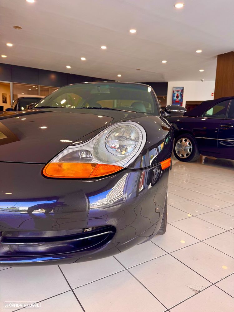 Porsche 911 (996) Carrera Coupé - 10