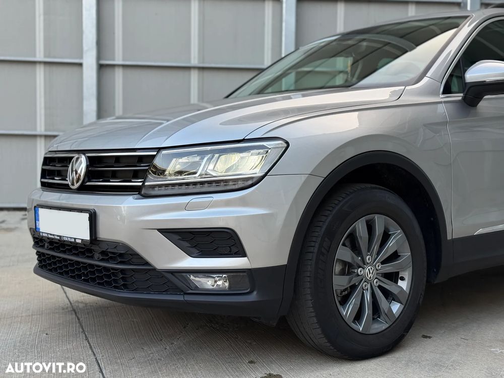 Volkswagen Tiguan 2.0 TDI 4Mot DSG Comfortline - 38